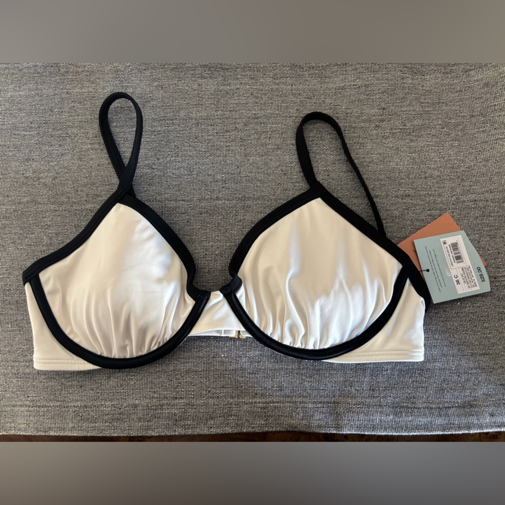 Shade & Shore Black and Cream Bikini Top